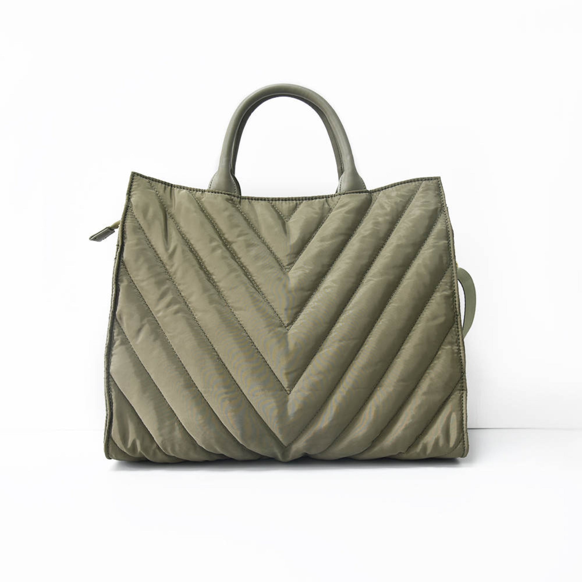 Carmen Puffer Tote in Black