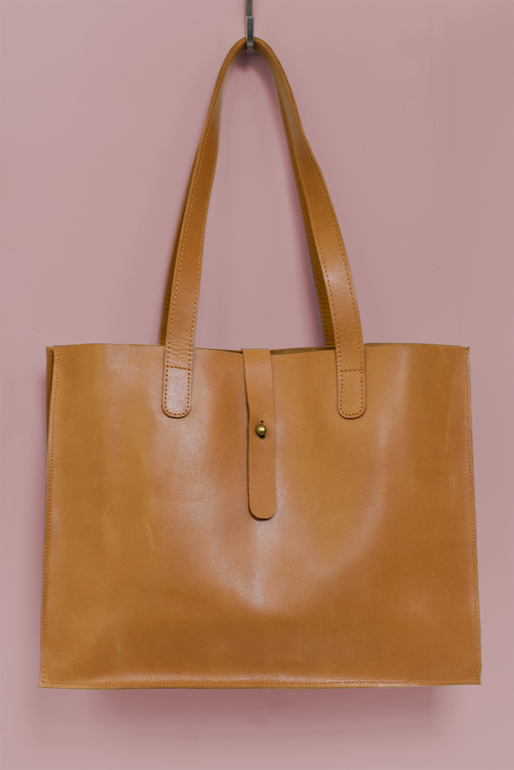 Large Leather Handbag — Caramel